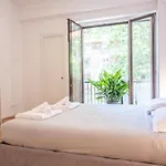 Apartment Majo Rom